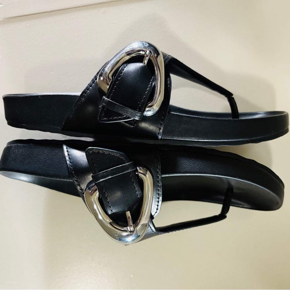 Aerosoles Lloyd Leather Black Sandals with Silver Buckle size 7 - Picture 3 of 3